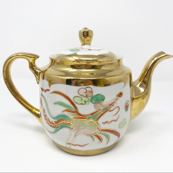 *SOLD* VINTAGE CHINESE DRAGON & PHOENIX GOLD TEAPOT SET - Picture 4 of 15